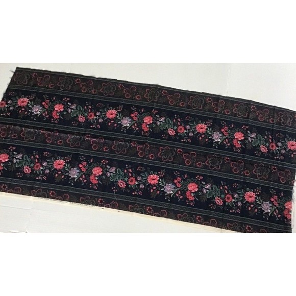 Joan Kessler Cotton Fabric Concord Red Flowers Floral Stripes Blue Gold Quilt US - Picture 2 of 5